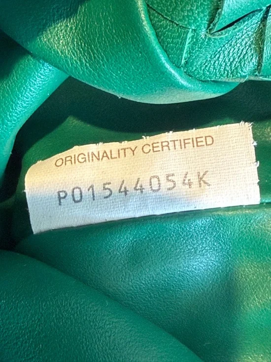 BOTTEGA VENETA The Mini Bulb in green Intrecciato - Picture 7 of 11